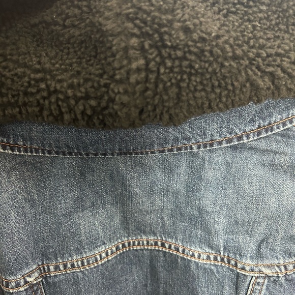 Gap denim jacket with shearling NEW without tags! - Picture 5 of 6